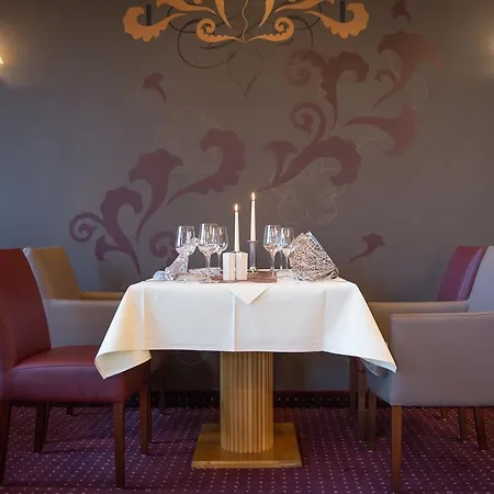 Kristall Hotel