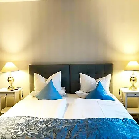 Kristall Hotel