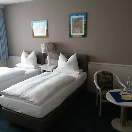 Kristall Otel 4*
